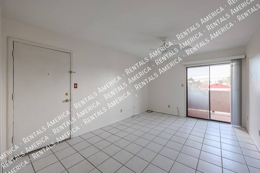 Building Photo - 5035 N 17th Ave