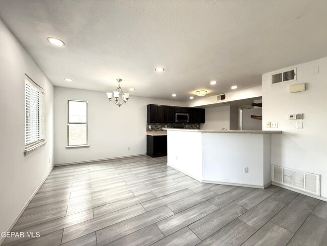 Building Photo - 11952 Mesquite Miel Dr