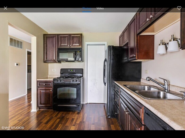 Building Photo - 1026 Auburn Ln