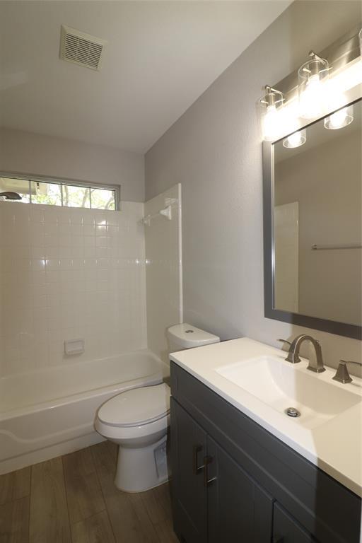 Building Photo - 1309 Wide Antler Cove