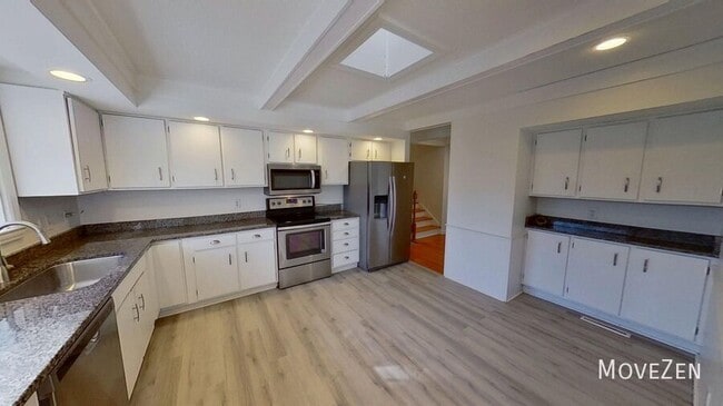 Building Photo - 1020 Wofford Ln