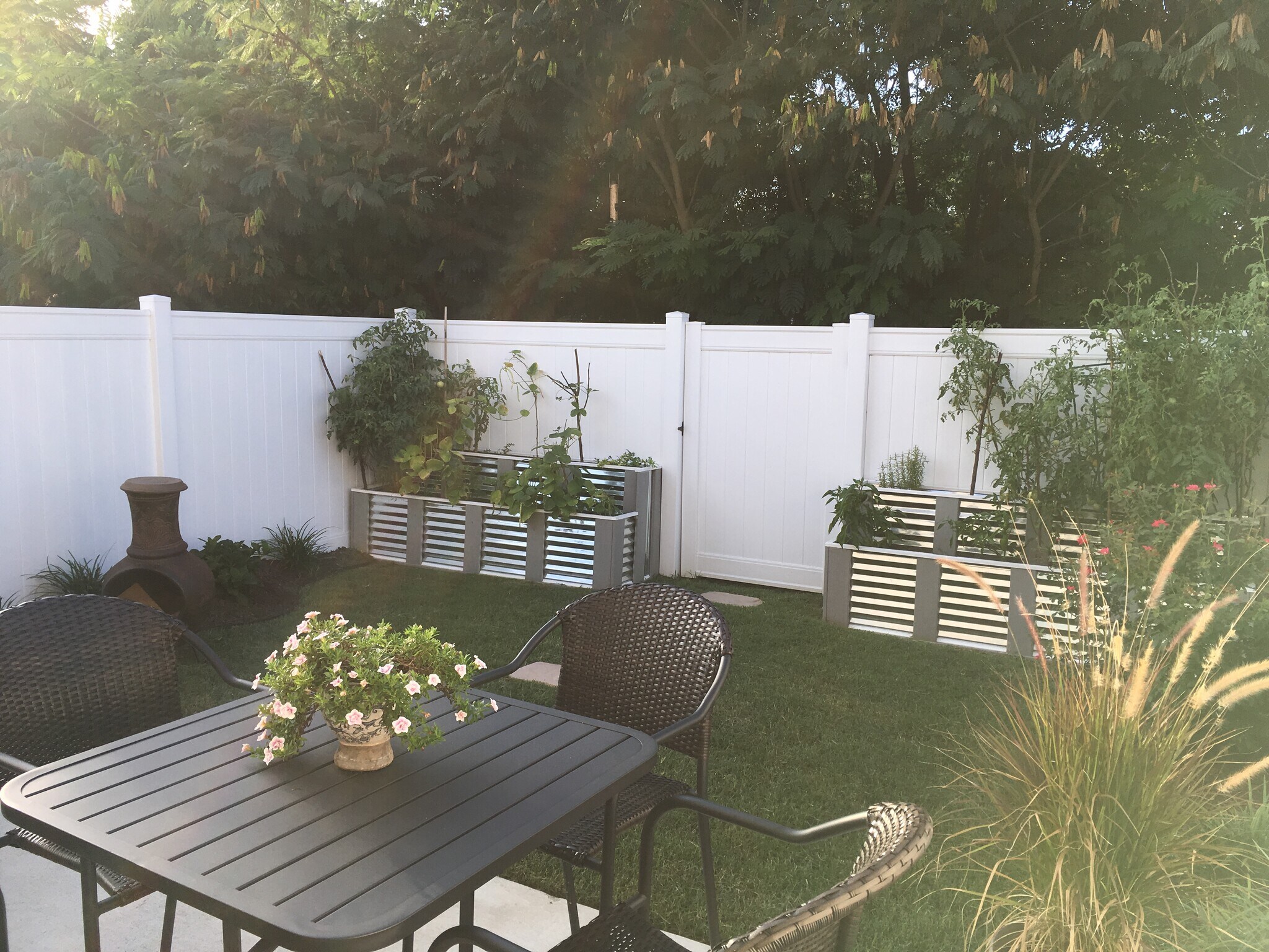 Building Photo - 7571 Villa Ct