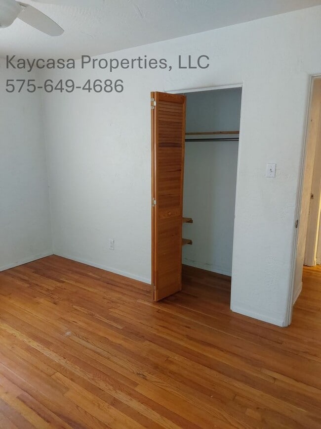 Building Photo - Cozy 2 Bedroom, 1 Bath House off Alameda