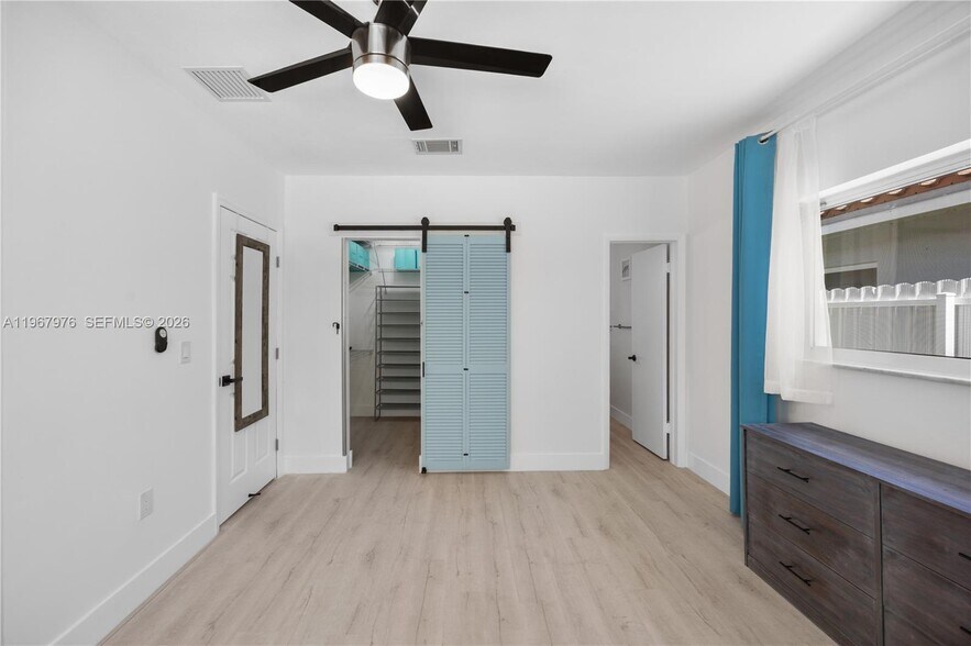 Building Photo - 1070 Tyler St