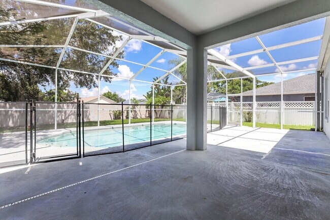 Building Photo - 22135 Red Jacket Ln