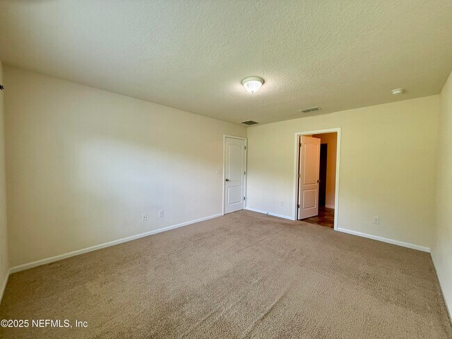 Building Photo - 3635 Summit Oaks Dr