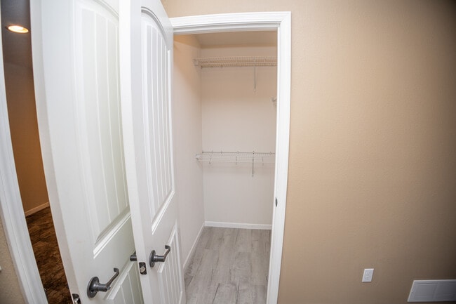 Building Photo - 4055 Westminister Dr