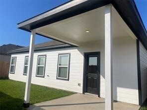 Building Photo - 11885 Whirlaway Dr