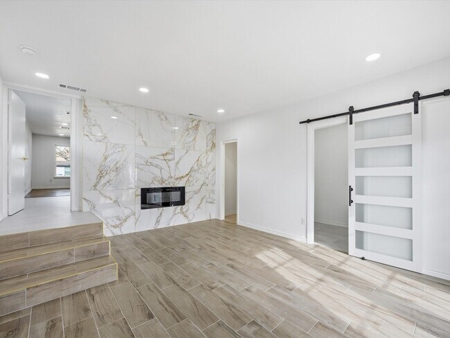 Building Photo - 10270 Kilkenny Pl