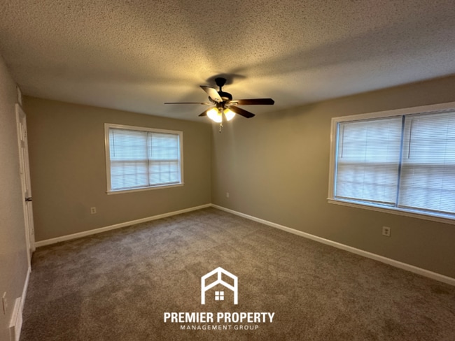 Building Photo - 5599 Sweet Gum Dr