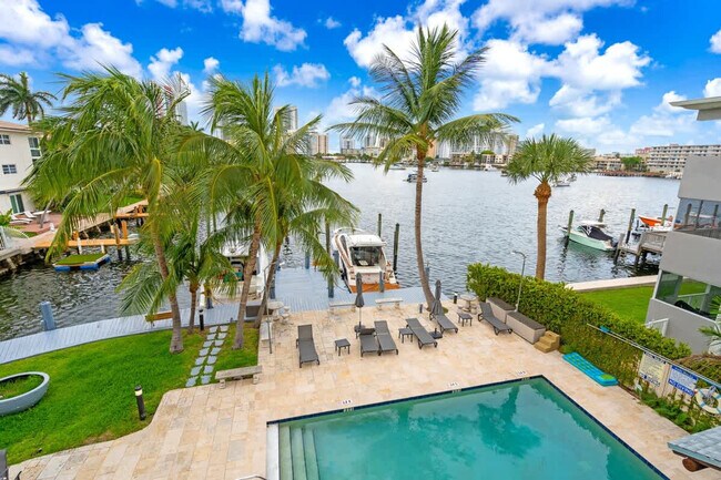 Building Photo - 468 Golden Isles Dr