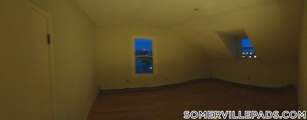 Building Photo - 5 Munroe St