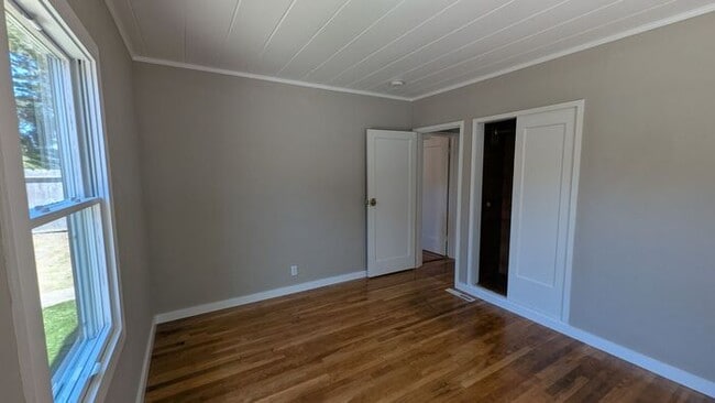 Building Photo - Pacific Grove Cottage with Classic Character