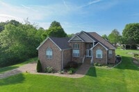 Building Photo - **BEAUTIFUL, WELL-MAINTAINED BRICK HOME ON A LOVELY 0.63-ACRE LOT IN A DESIRABLE NEIGHBORHOOD**