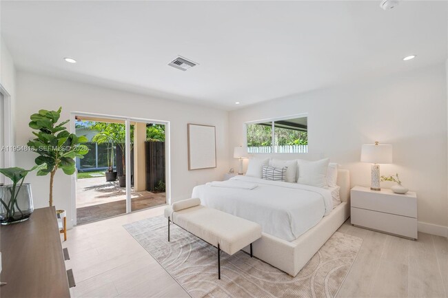 Building Photo - 7460 SW 126th St