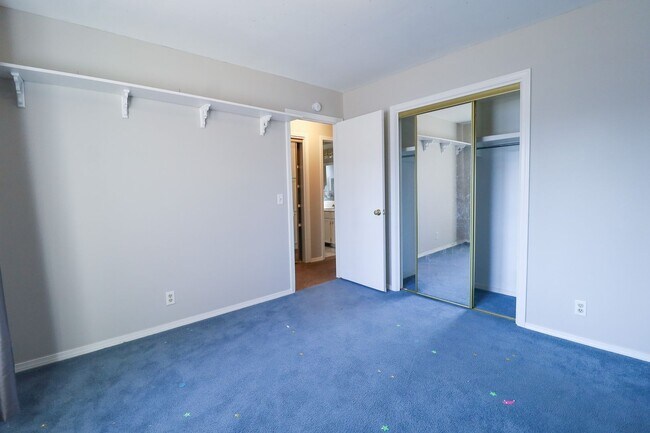 Building Photo - 3 Bed | 2 Bath | Tulsa