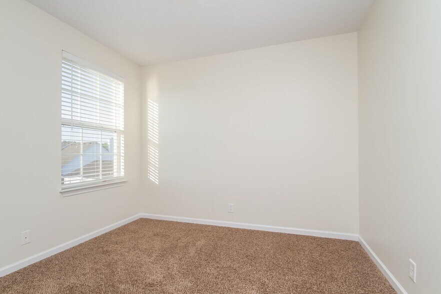 Building Photo - 3505 Perlino Dr