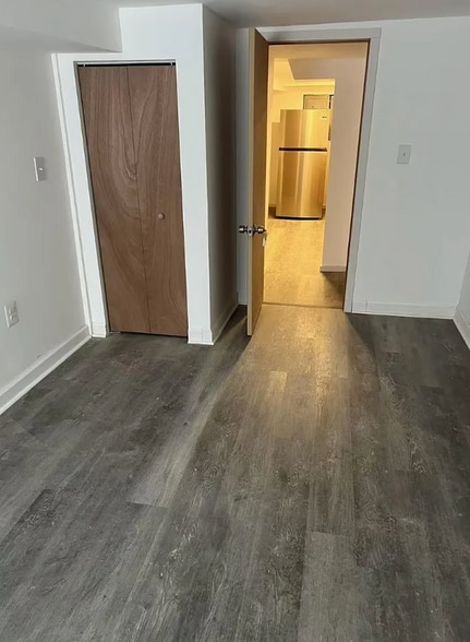 Building Photo - 1721 N Artesian Ave