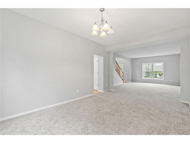 Building Photo - 2117 Vermillion Curve