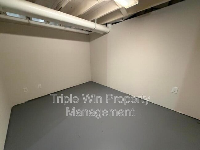 Building Photo - 10508 Druid Dr