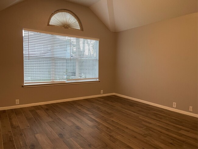 Building Photo - 20803 Lavenderwood Dr