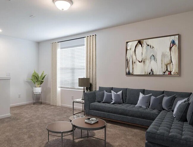 Building Photo - 1504 Rhodes Pond St