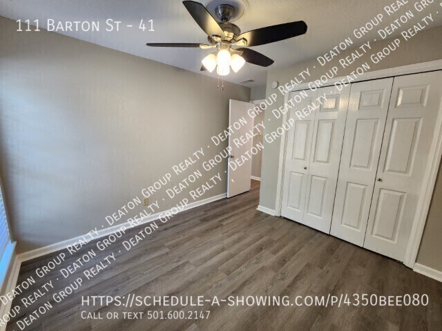 Building Photo - 111 Barton St