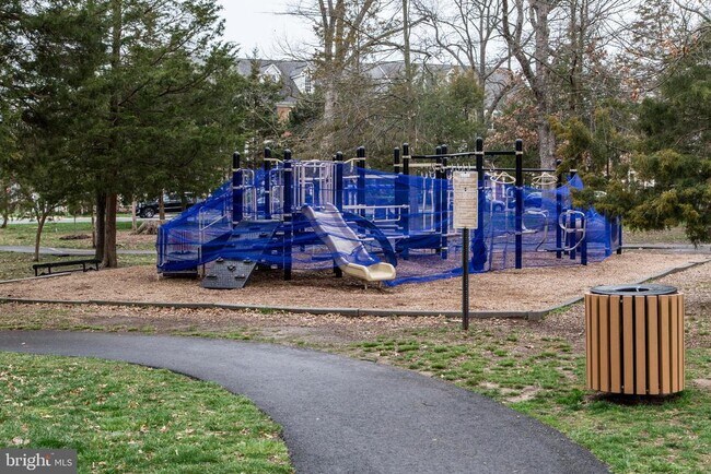 Building Photo - 23187 Hampton Oak Ter