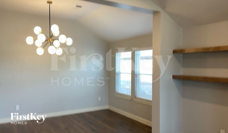 Building Photo - 3615 Alta Vis Dr