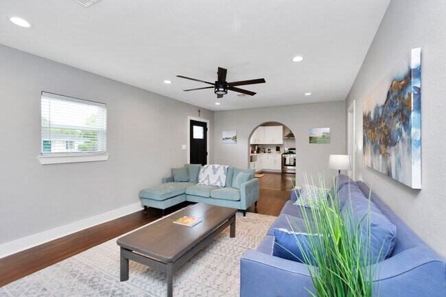 Building Photo - 3315 Rosedale St