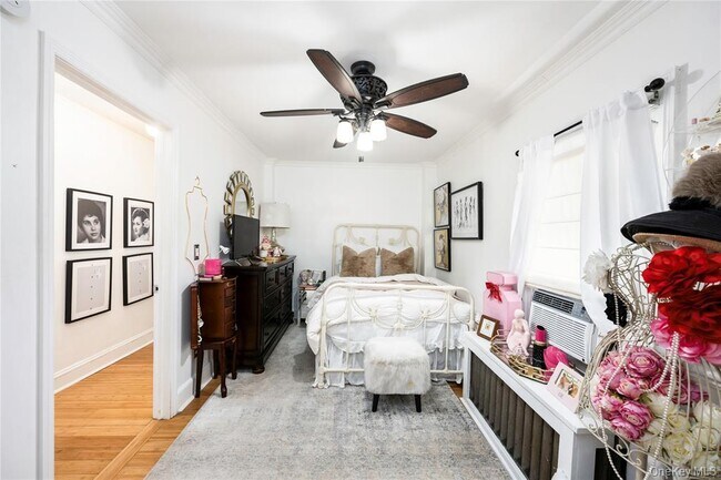 Building Photo - 239 Main St