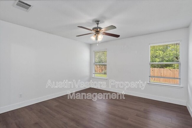 Building Photo - 1015 Glen Meadow Cove