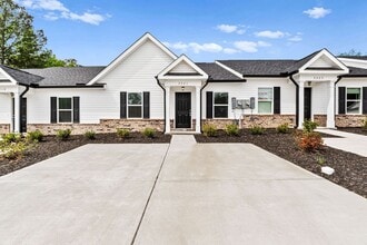 Building Photo - 2221 Archer Ln