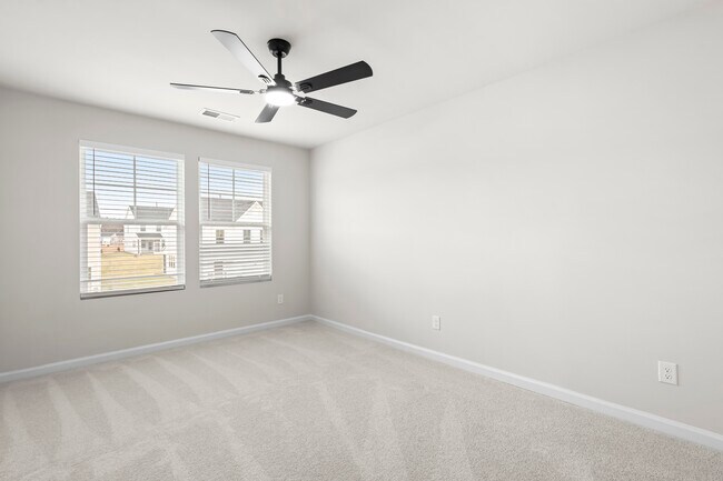 Building Photo - 6017 Grey Colt Wy