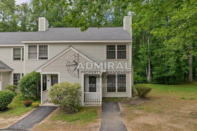 Building Photo - 65 Woodland Green