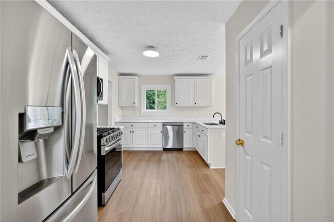 Building Photo - 2845 Factor Walk Blvd