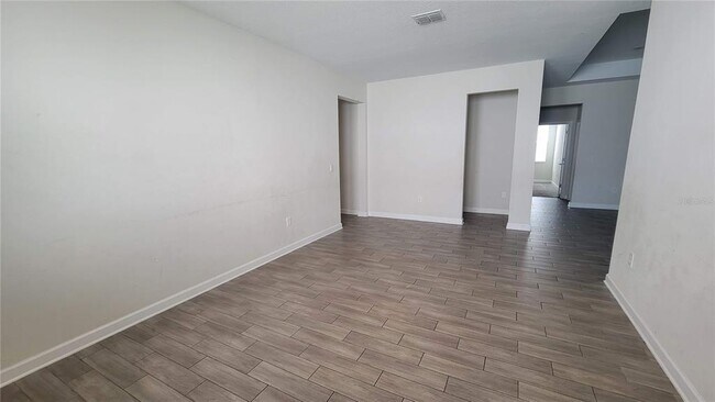Building Photo - 2945 Nottel Dr
