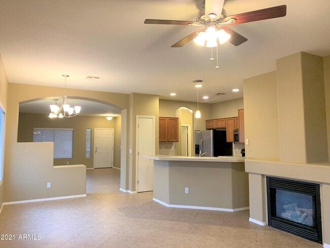 Building Photo - 3799 E Thunderheart Trail