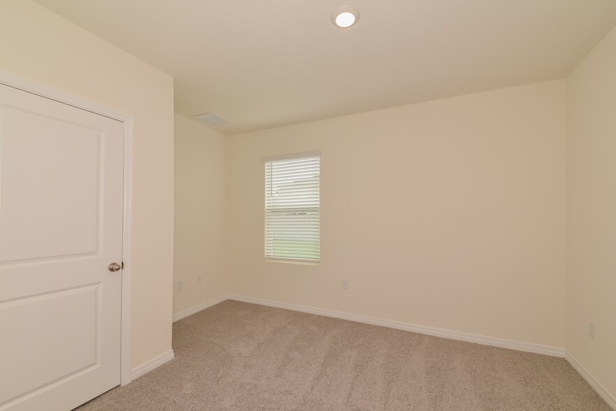 Building Photo - 16935 Trite Bend St