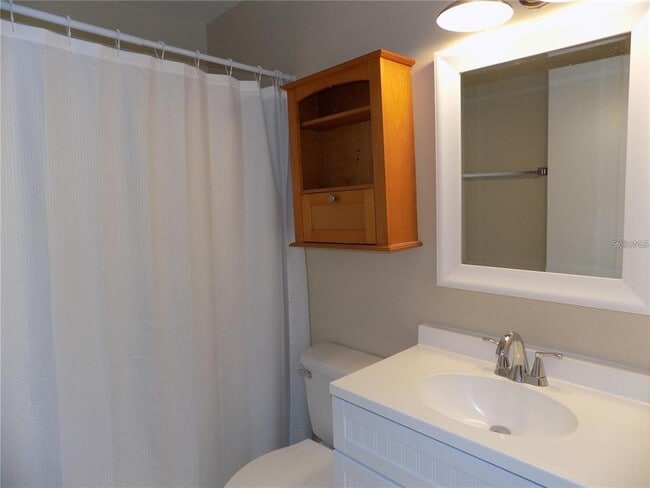 Building Photo - 2698 Kavalier Dr