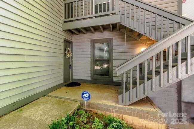 Building Photo - 4948 Sardis Rd