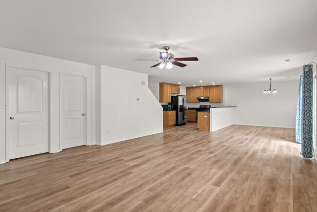 Building Photo - 2867 W 400 S