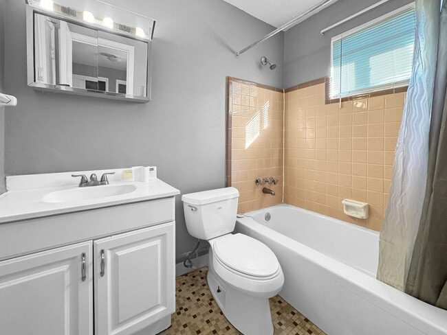 Building Photo - 3005 Magellan St