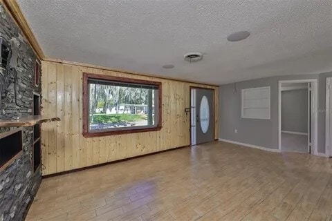 Building Photo - 7250 Cedar Point Dr