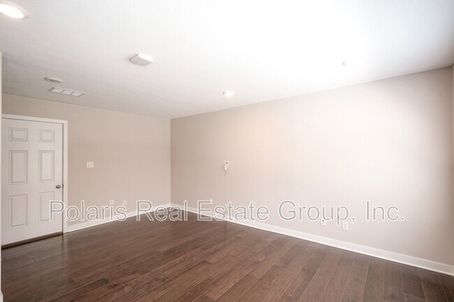 Building Photo - 8239 Bostic Dr