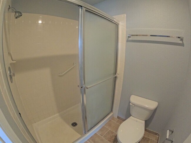 Building Photo - 3867 Thurston Ct