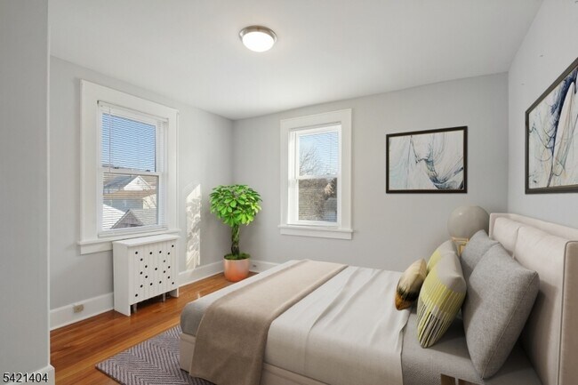 Building Photo - 23 Meeker Pl