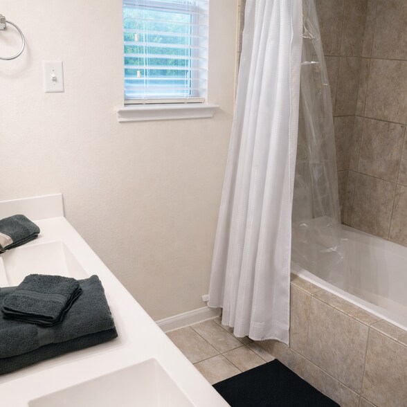 Building Photo - 14903 Orchid Meadow Dr