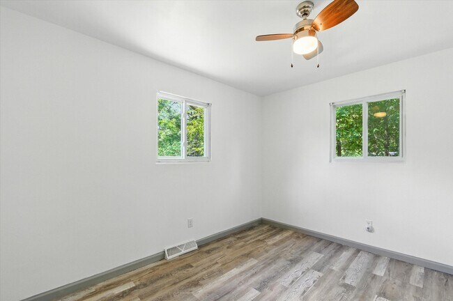 Building Photo - 18077 Martinsville Rd