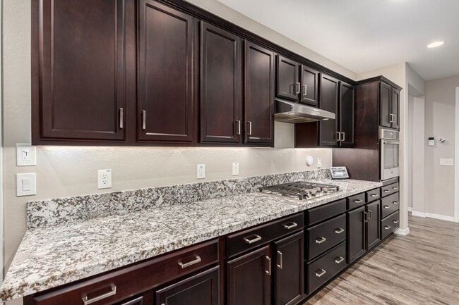 Building Photo - SONORAN FOOTHILLS 4 BEDROOM 2.5 SFH